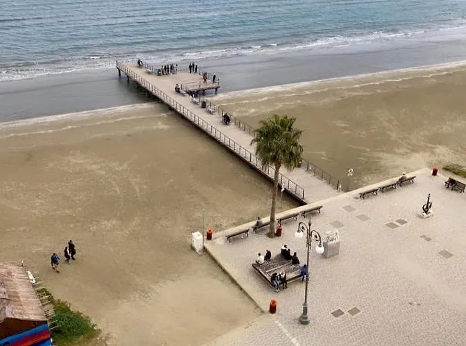 Privatunterkunft Room, 50m To The Finikoudes Larnaka